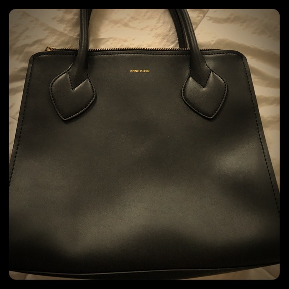 Anne Klein Handbags - ann klein black purse